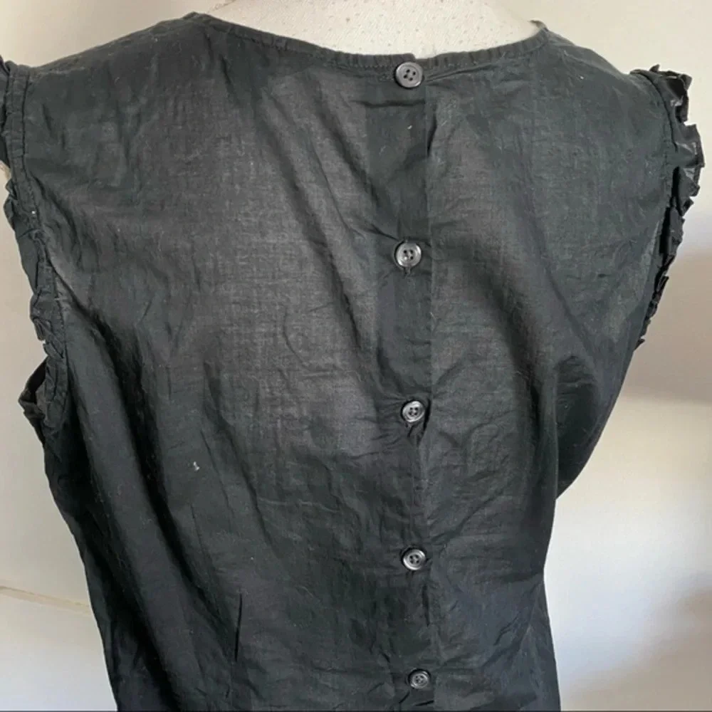 Banana Republic • Ruffle Front Black Cotton Tank Top - Picture 4 of 6
